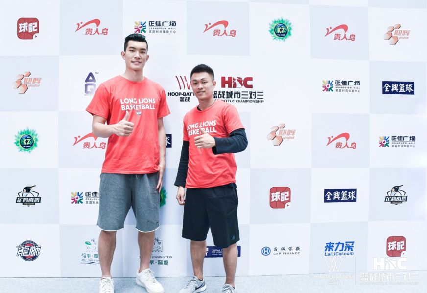 台灣籃壇黃金世代成員李學林（右）邀請大家一起挑戰三對三籃球盛宴。（圖／海碩整合行銷）