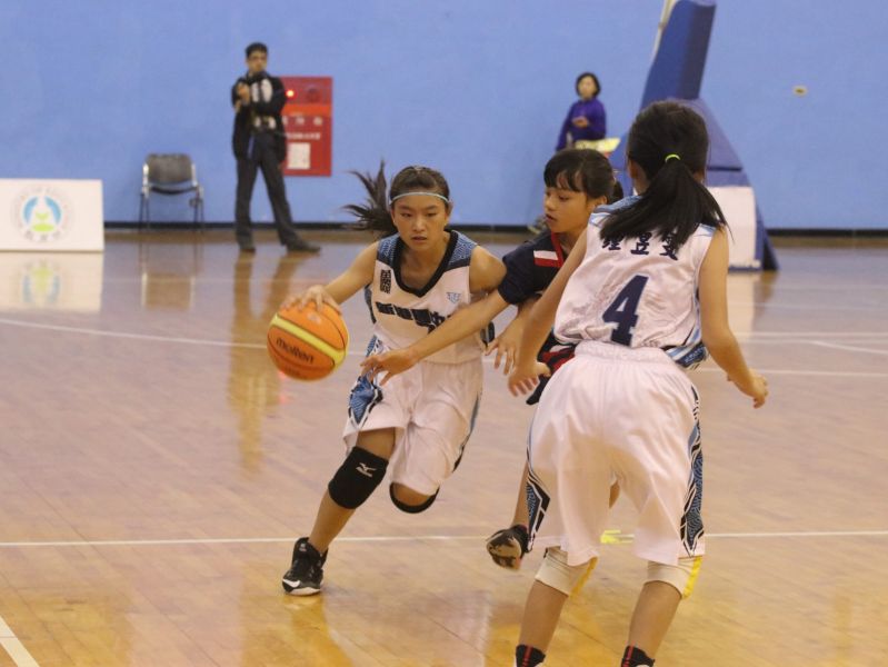 全国少篮赛》女复赛14队就位 叶怡伶率永平拚