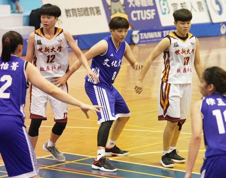 文化大學8陳彩炘復健兩年後復出。