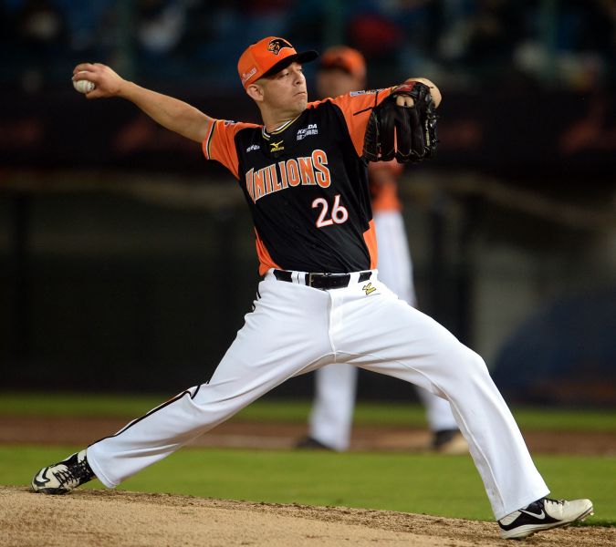 布魯斯吞下敗投。李天助攝