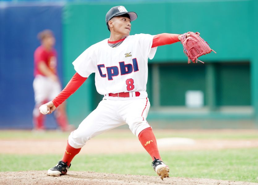 19岁吴俊伟可投出148公里速球.大会提供