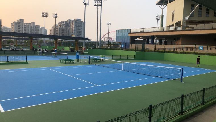 VAMOS・J 訓練營首度移師臺中市網球中心。YONEX團隊提供