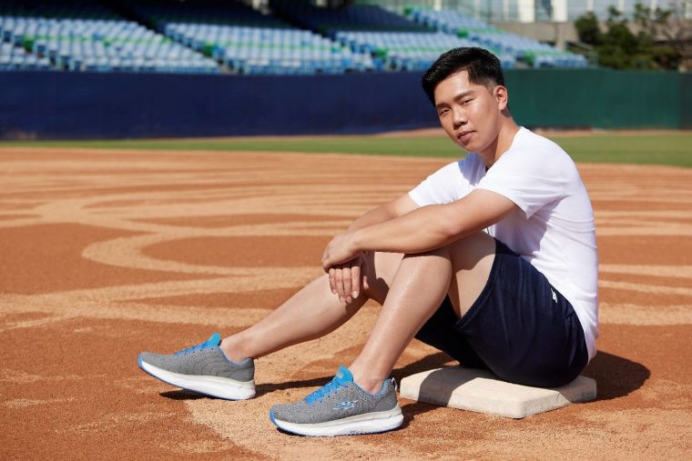 中信兄弟隊新生代主砲手-詹子賢,正式加入SKECHERS。官方提供