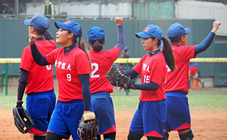 力推女壘運動 大專校院女壘聯賽台中登場。(台中市運動局提供)