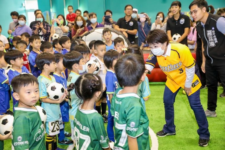 台中市持續積極辦理幼兒足球活動。（台中市運動局提供）