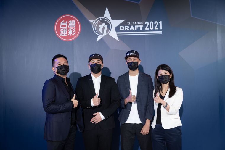 桃園雲豹隊選秀照。官方提供