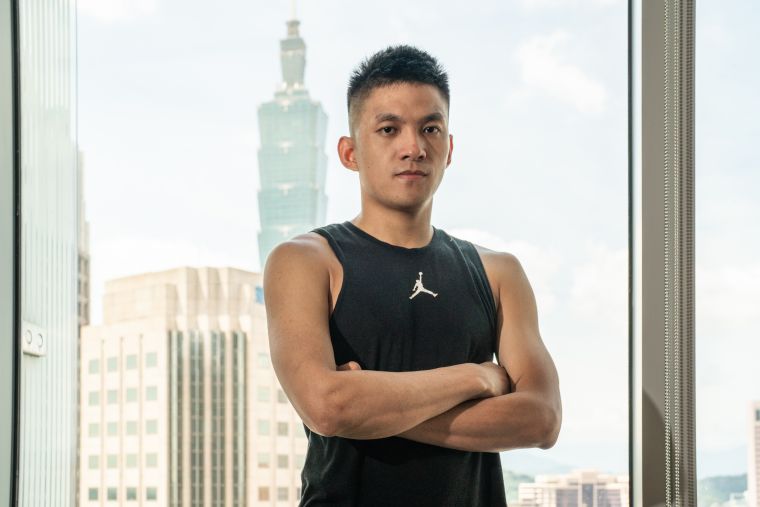 Re: [新聞] 台籃超級震撼彈！　台中太陽正式宣布解散