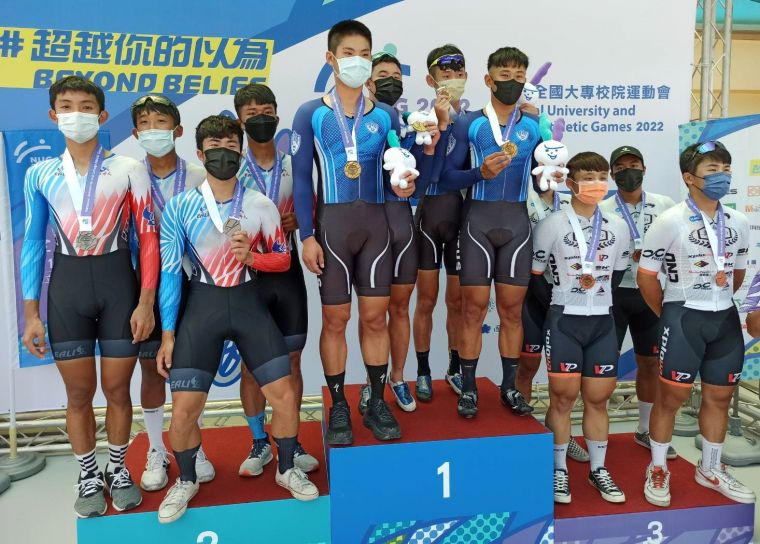 臺灣體大奪下公開男生團隊競速賽金牌。大會提供