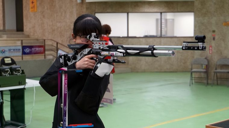 青奧小將陳妘筠射下女子10公尺空氣步槍金牌。主辦單位提供