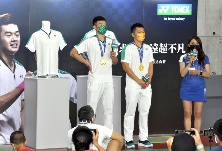 王齊麟、李洋奧運返台首次出席贊助品牌之公開見面會。黃士綸/攝
