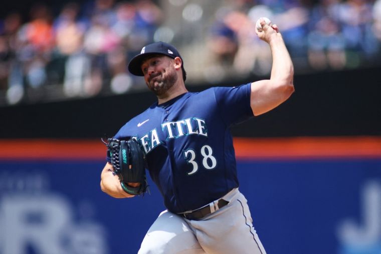 水手左投雷伊(Robbie Ray)無緣飛加拿大對戰老東家。法新社