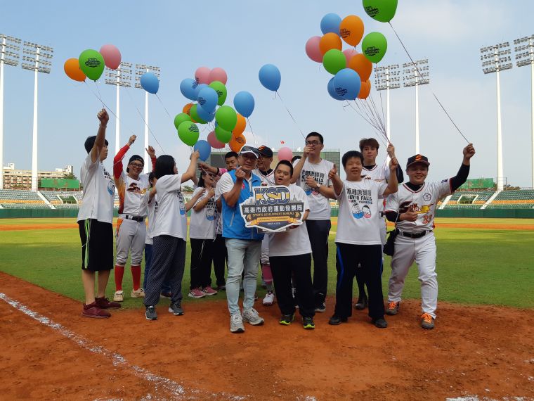 2019台韓明星慈善棒球賽今日登場。高雄市運動發展局提供