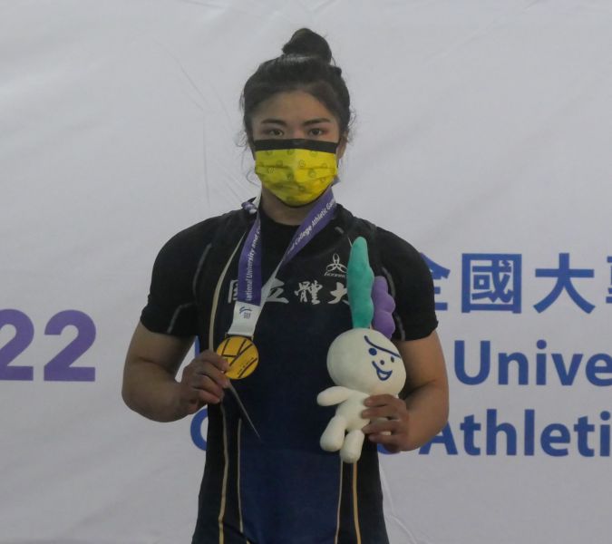 許瑋君獲得女子59公斤級金牌。吳宣萱攝