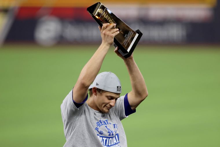 席格(Corey Seager)奪下MVP。法新社