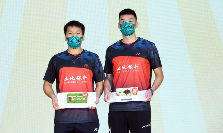 東奧金牌李洋/王齊麟為台灣運彩抽出百萬現金得主。官方提供