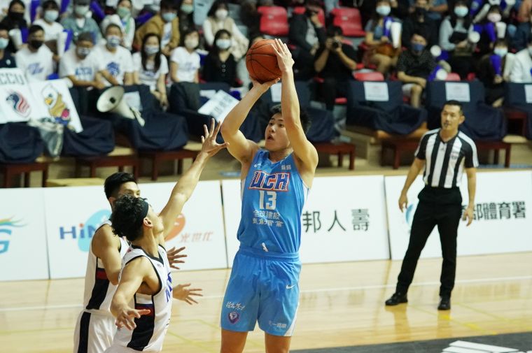 健行科大劉丞勳奪全場最高20分外帶11籃板。大會提供