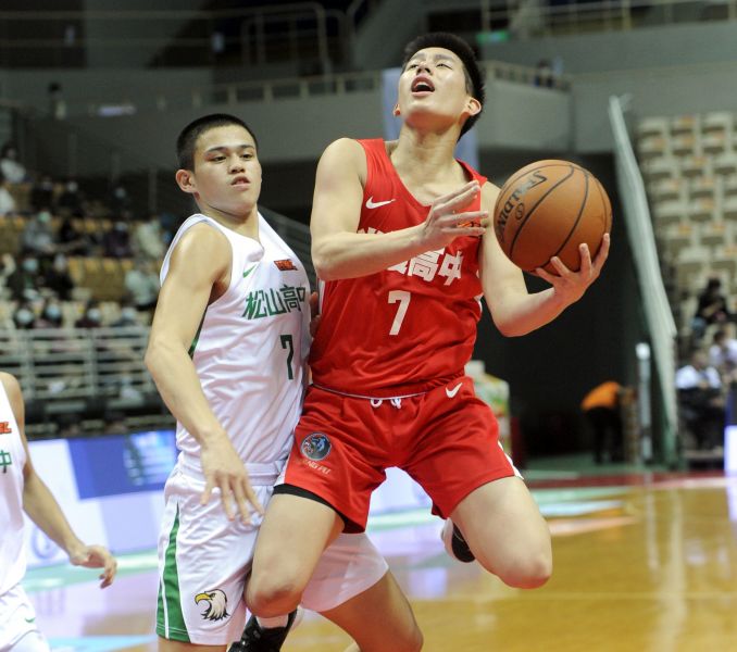 4連勝的光復一贏能仁就二度晉四強。大會提供