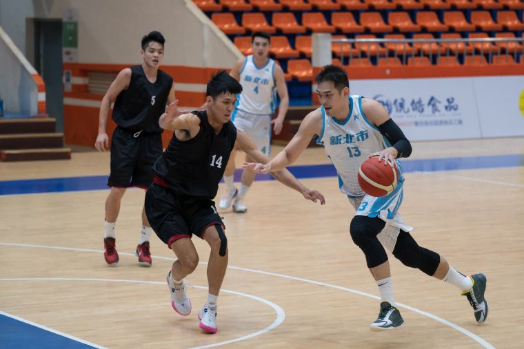 呂政儒帶頭為新北市拚三連霸。姚鴻達/攝