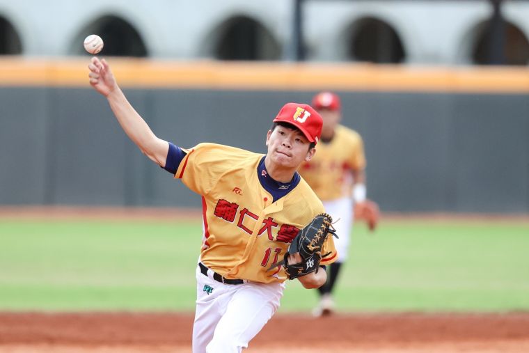 羅聖凱後援拿到第2勝。大專體總提供