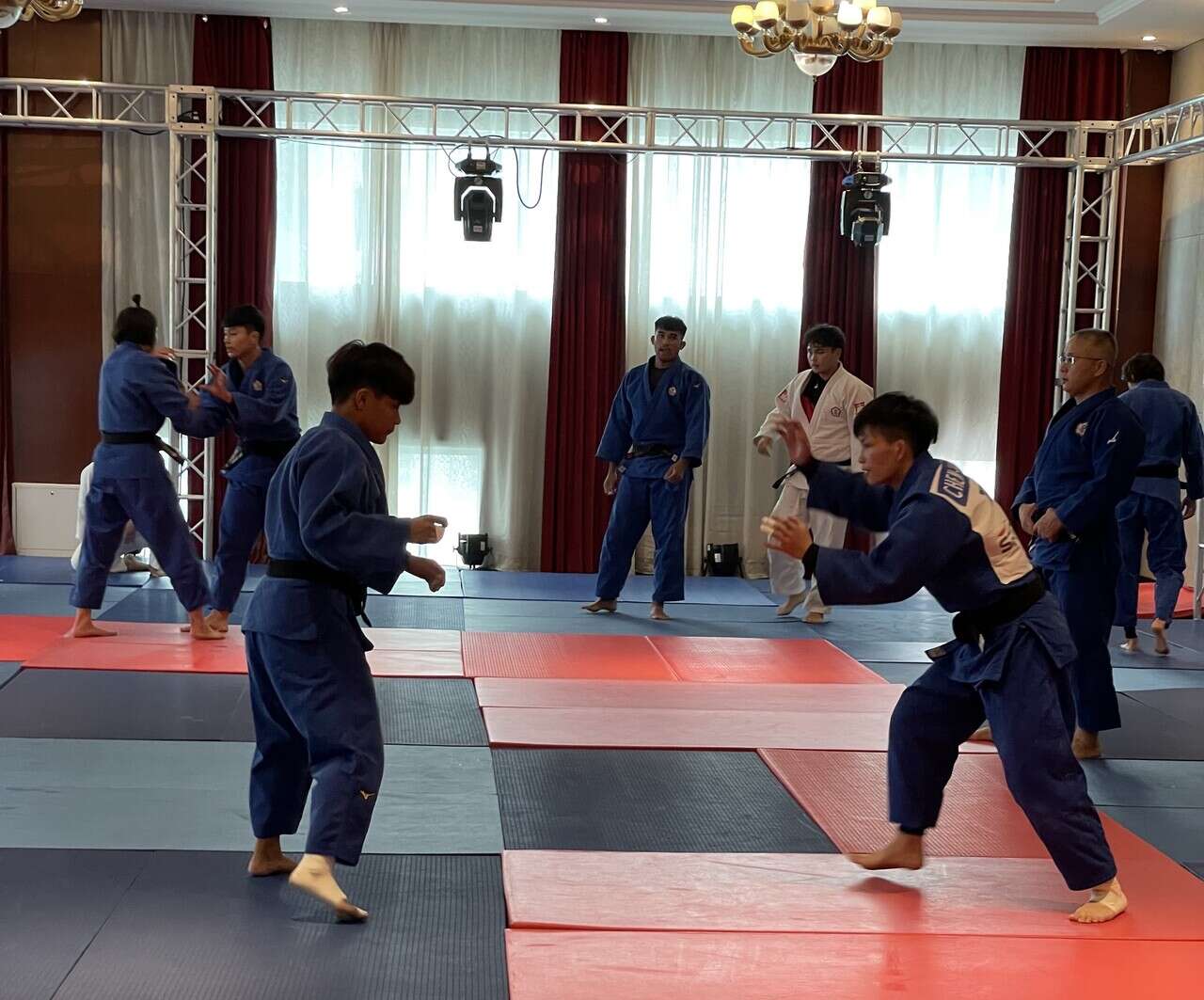 女子48公斤林真豪選手於蒙古烏蘭巴托賽前訓練。體育署提供