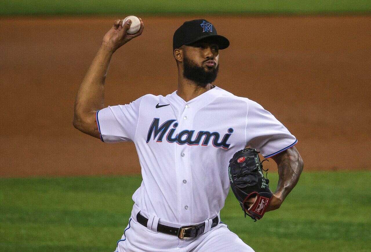 馬林魚先發投手派出阿爾坎塔拉(Sandy Alcantara),防禦率1.94,今年的表現相當出色。法新社