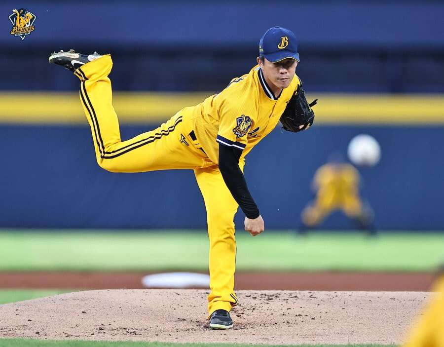 鄭凱文拿下暌違3個月勝投 。中信兄弟提供