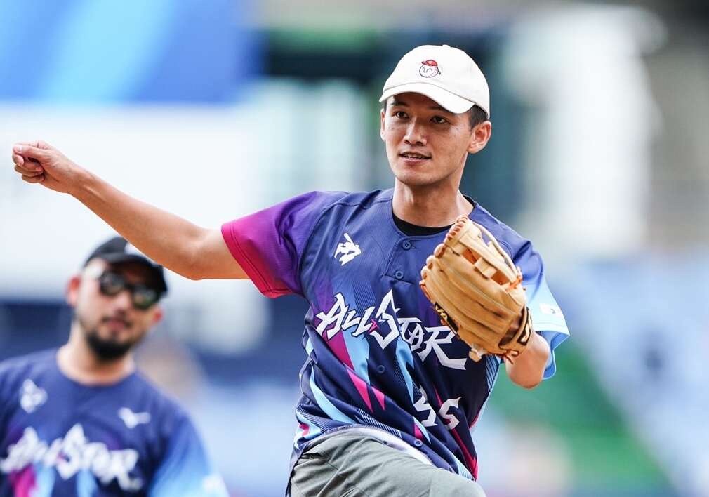 棒球》中職明星賽洲際開打孫協志、阿翔等Sun Star藝人球員熱鬧開場- 麗台運動報