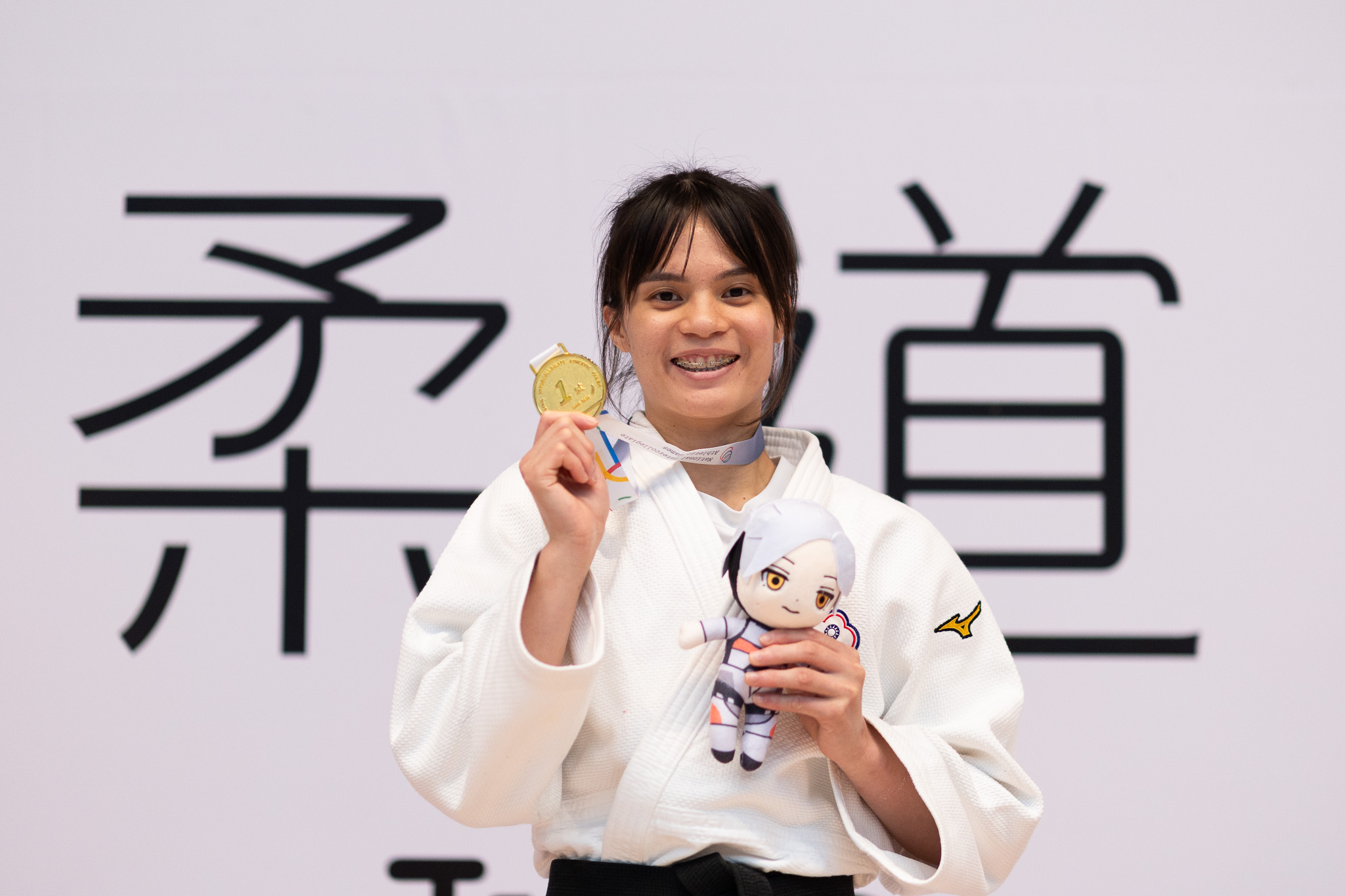 女公開組第四量級袁姵君完成三連霸。大會提供
