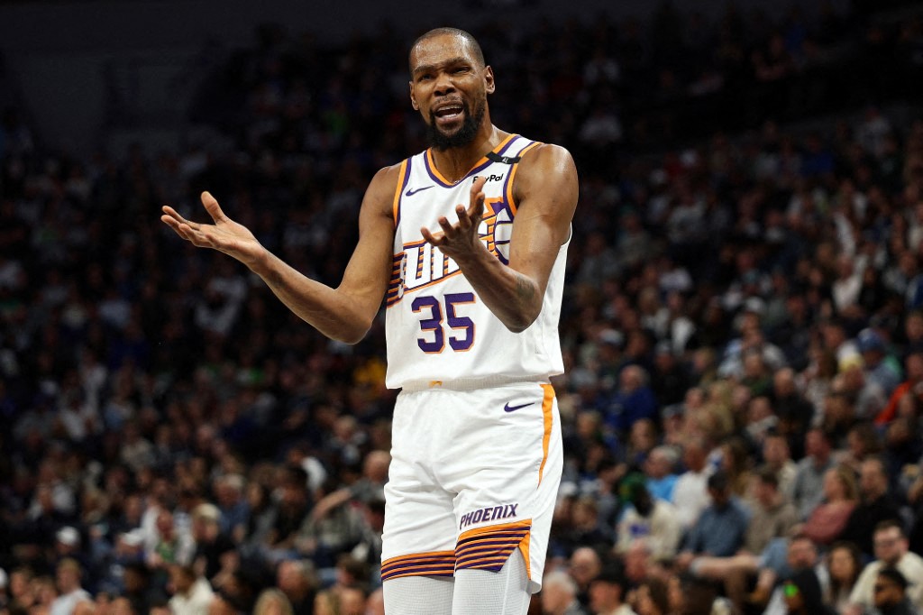 太陽當家主力杜蘭特（Kevin Durant）在昨天對戰火箭比賽中確定至少缺席一週。法新社