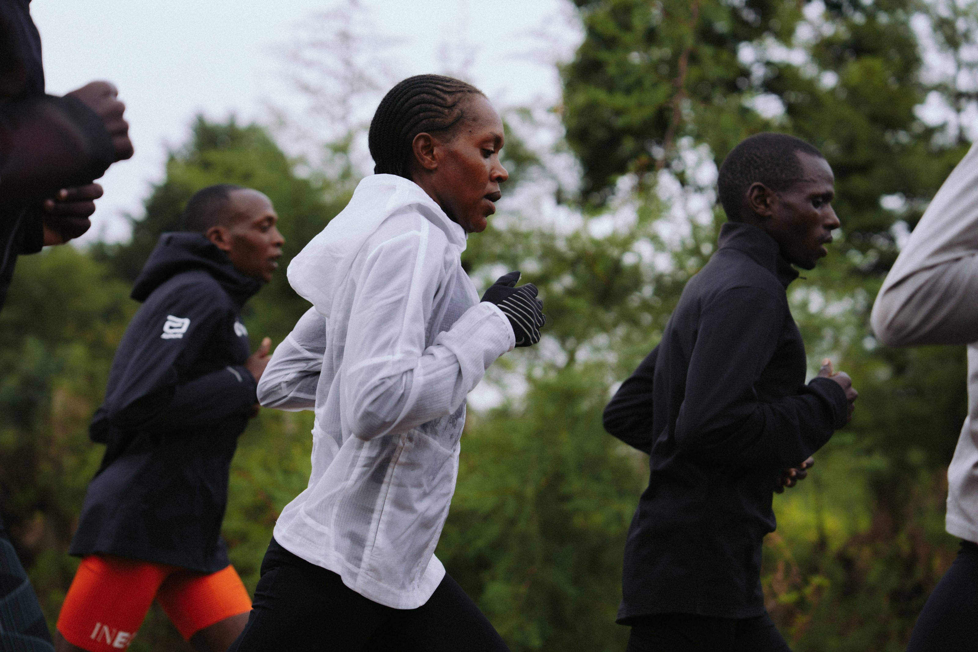 Breaking 4破四計劃Faith Kipyegon挑戰4分鐘一英里。Nike提供