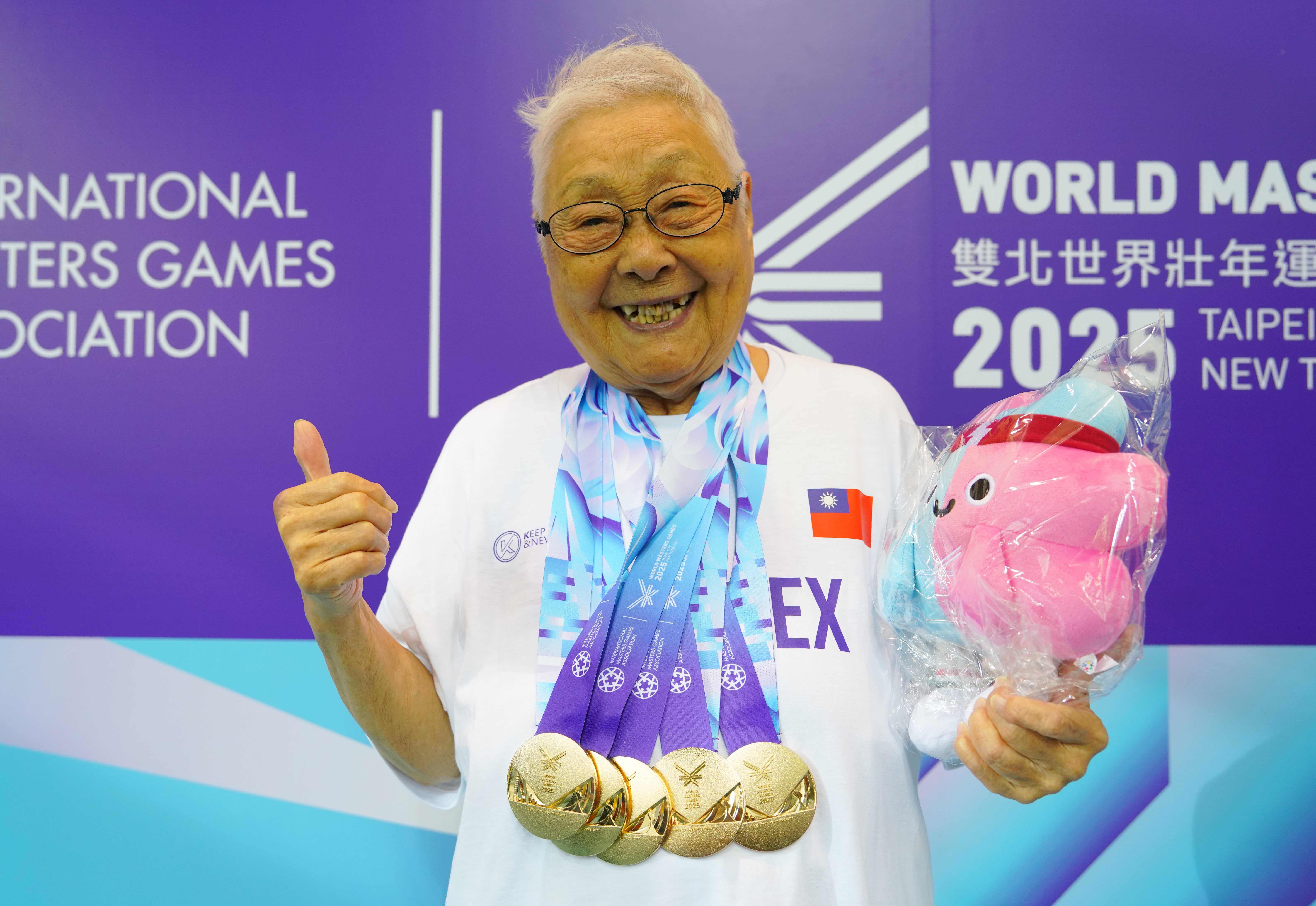 唐成瑤參加本屆世壯運游泳田徑在內的五項比賽勇奪五面金牌。大會提供