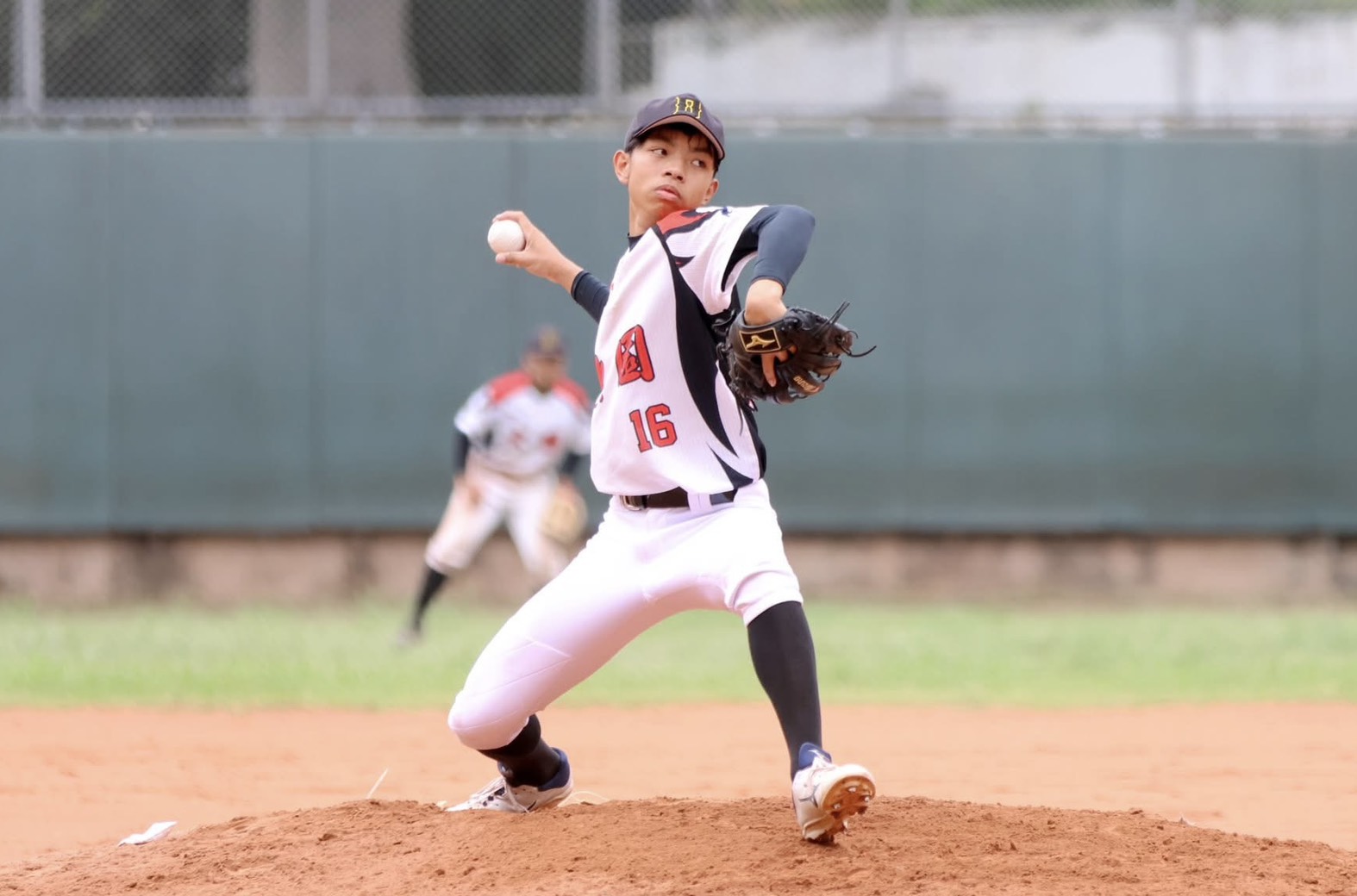 高一梁鈞祐6.1局好投。大會提供