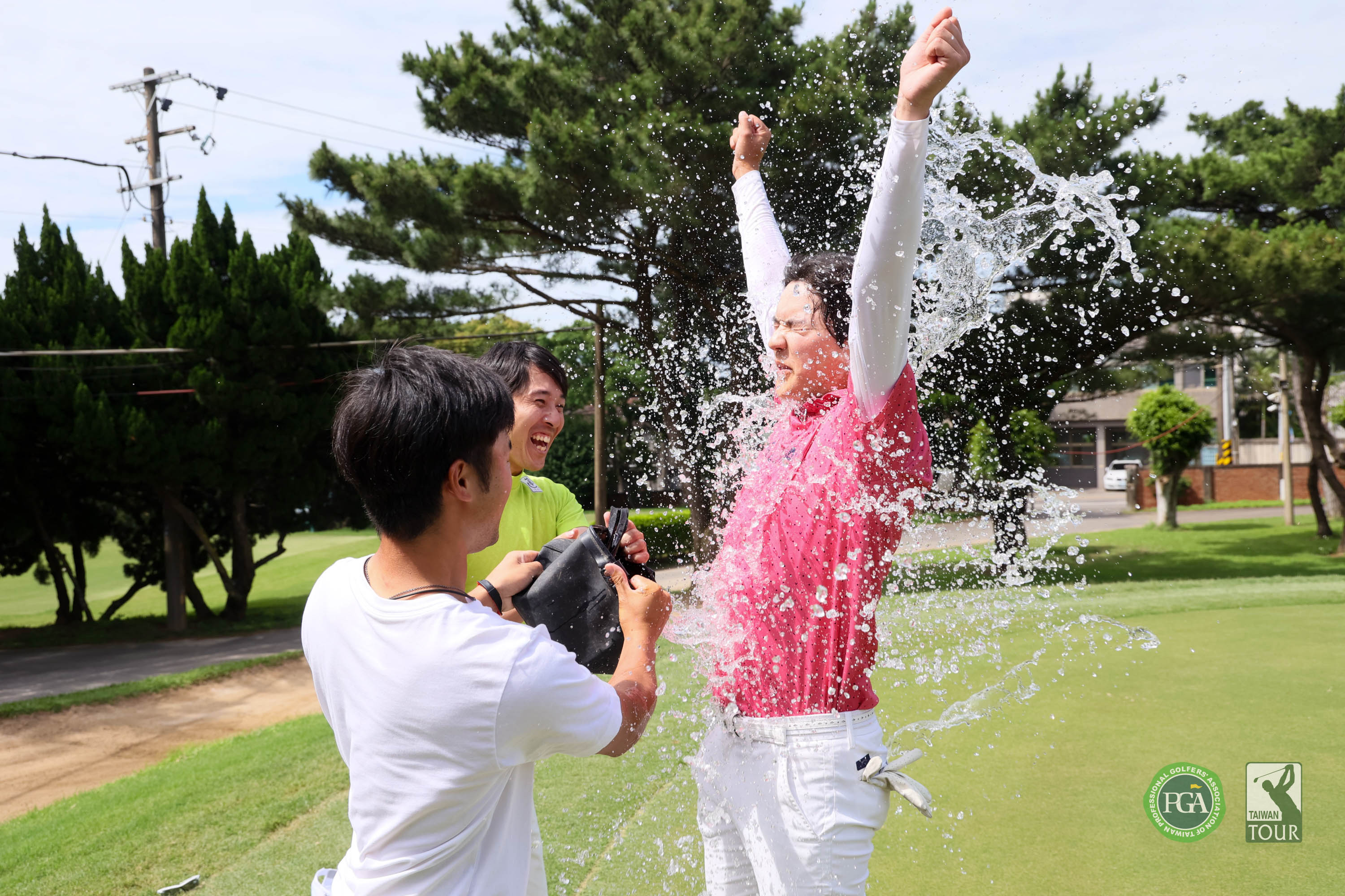 義大利選手加布里埃爾德巴爾巴4度延長賽後奪下職業生涯首冠。Tpga／林聖凱攝