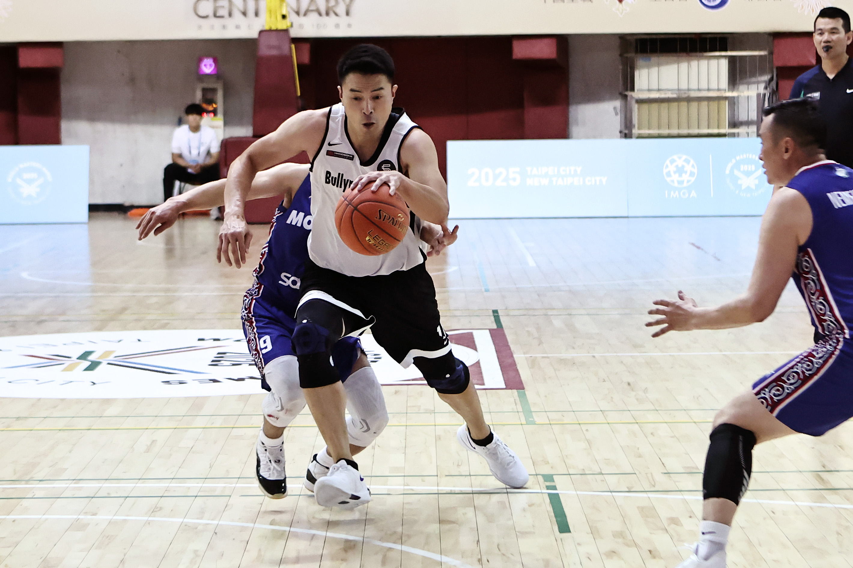 臺灣飛人陳信安首戰繳出2分4助攻,帶領球隊奪世壯運首勝,大會提供