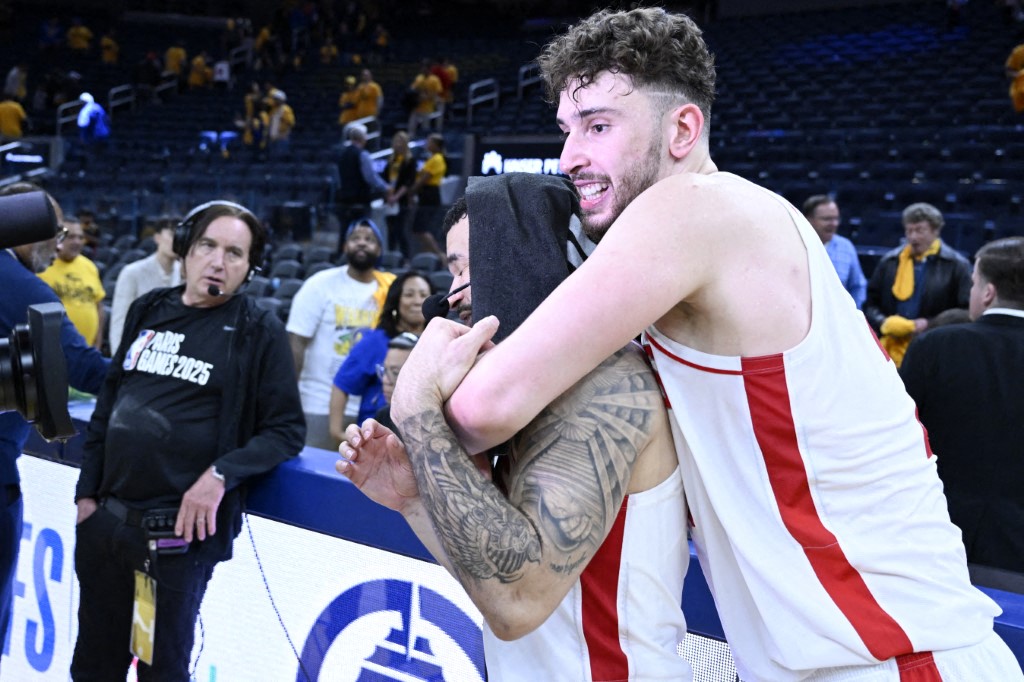 火箭開賽後在森根(Alperen Sengun)和范弗利特(Fred VanVleet)單節合拿16分。法新社