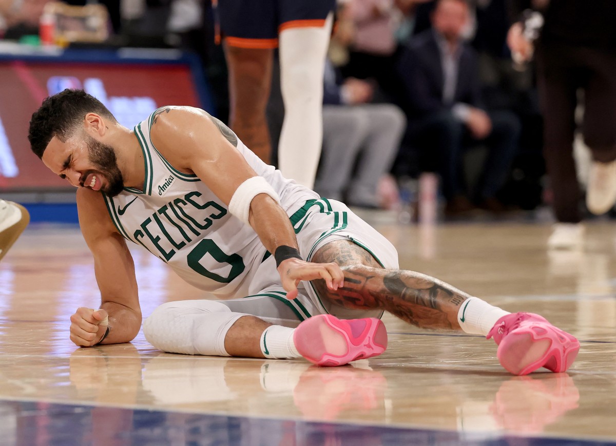 塞爾提克昨日在G4面對尼克比賽,當家球星坦圖(Jayson Tatum)確定為阿基里斯腱斷裂。法新社