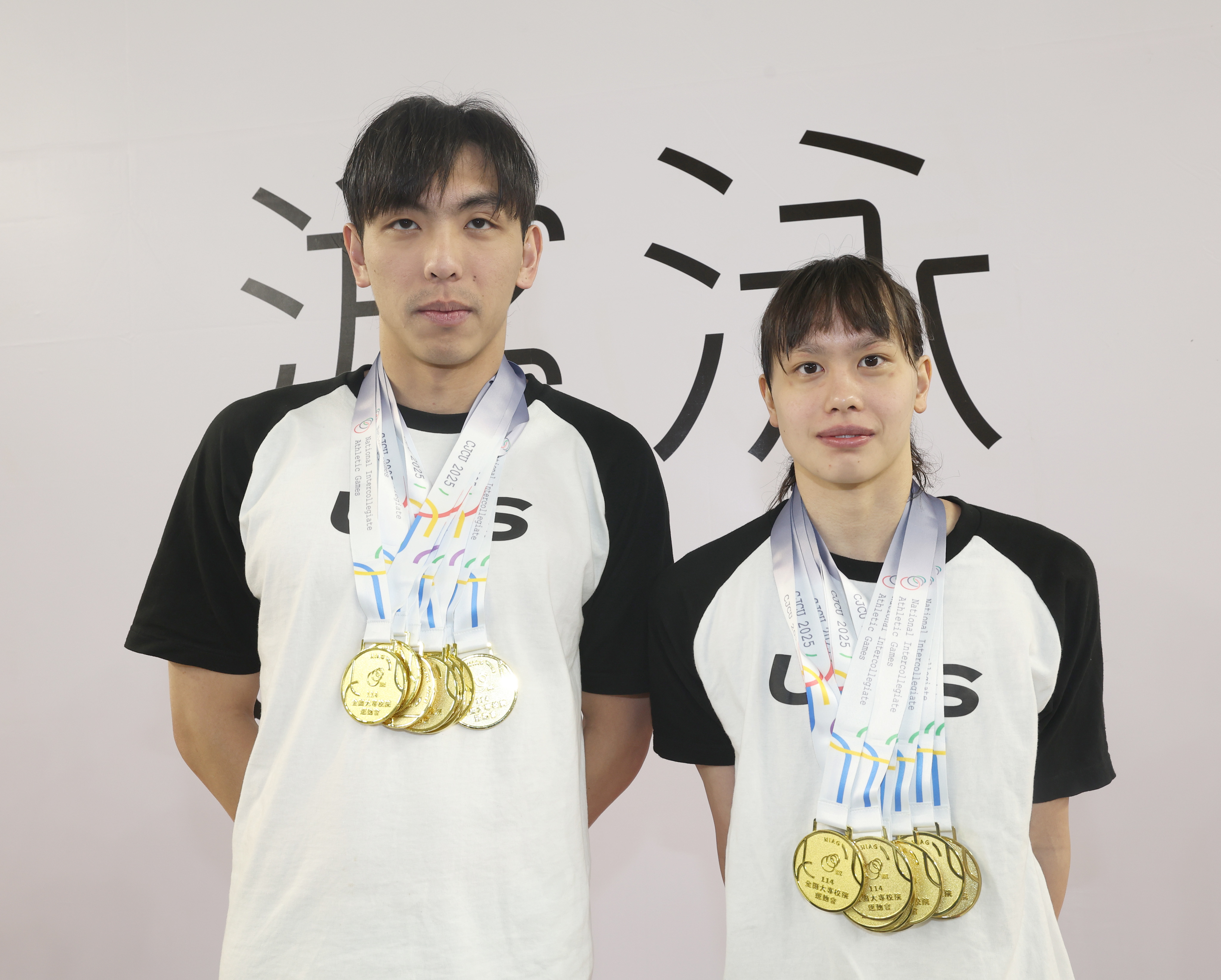 莊沐倫(左)、劉姵吟連兩年全大運開8金店。大會提供