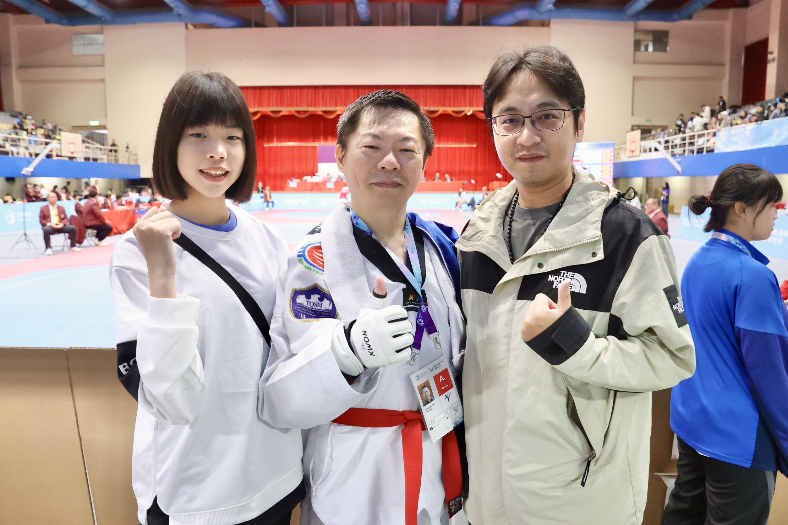 女兒江宜珊也來幫老爸江亘松加油。大會提供