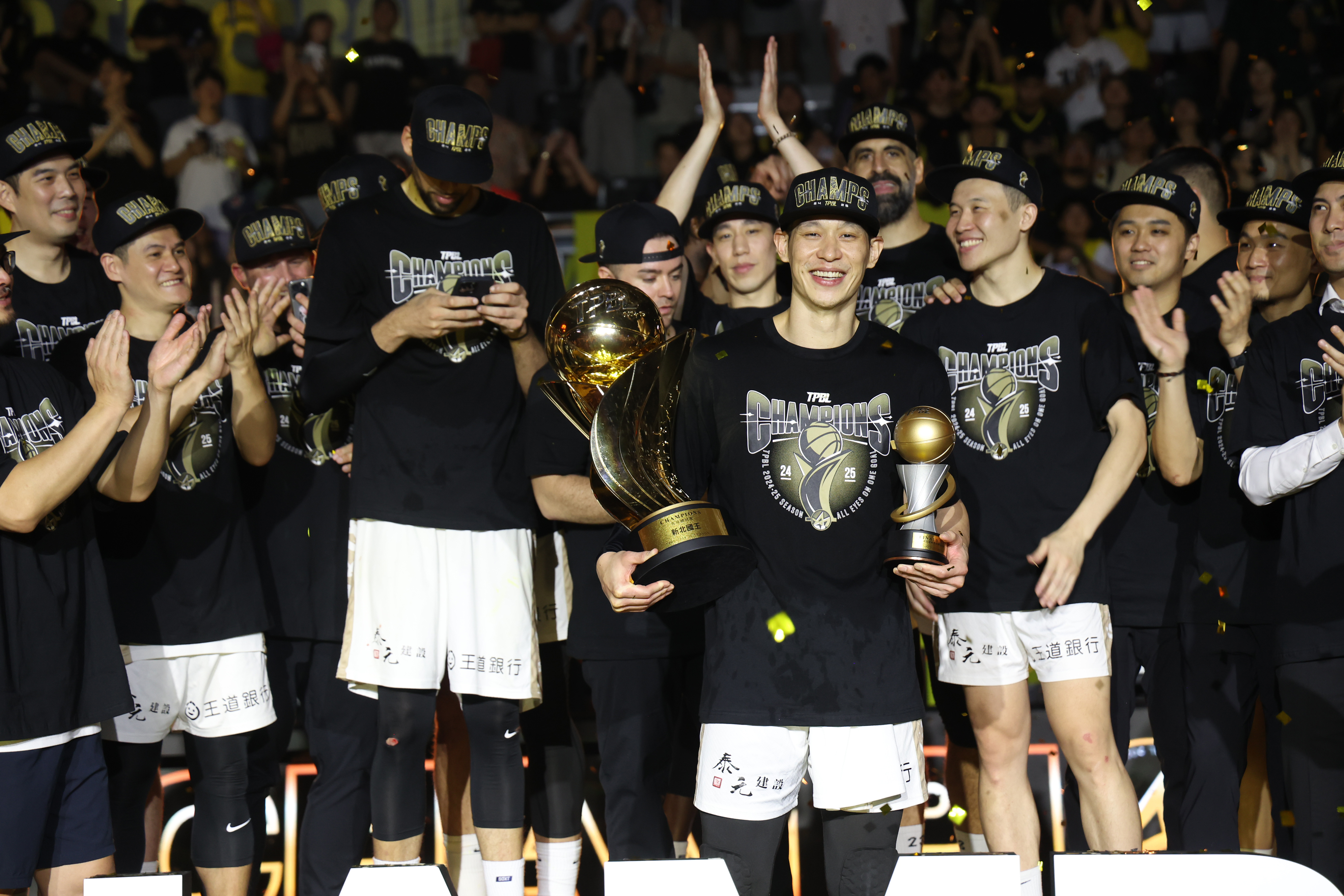 林書豪奪下MVP。李天助攝