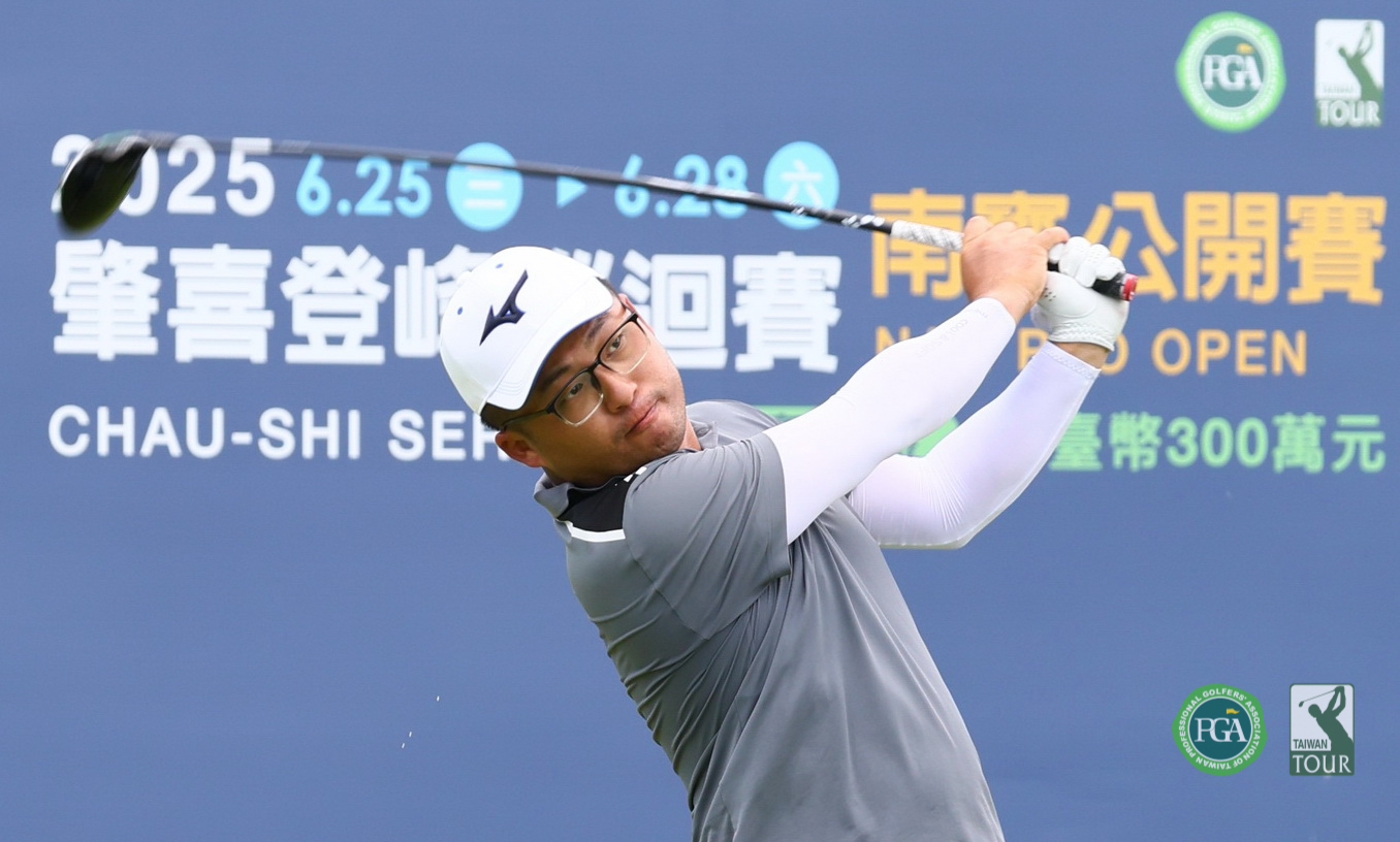 第三回合劉嚴鴻68以-13暫並列第三。鍾豐榮攝影