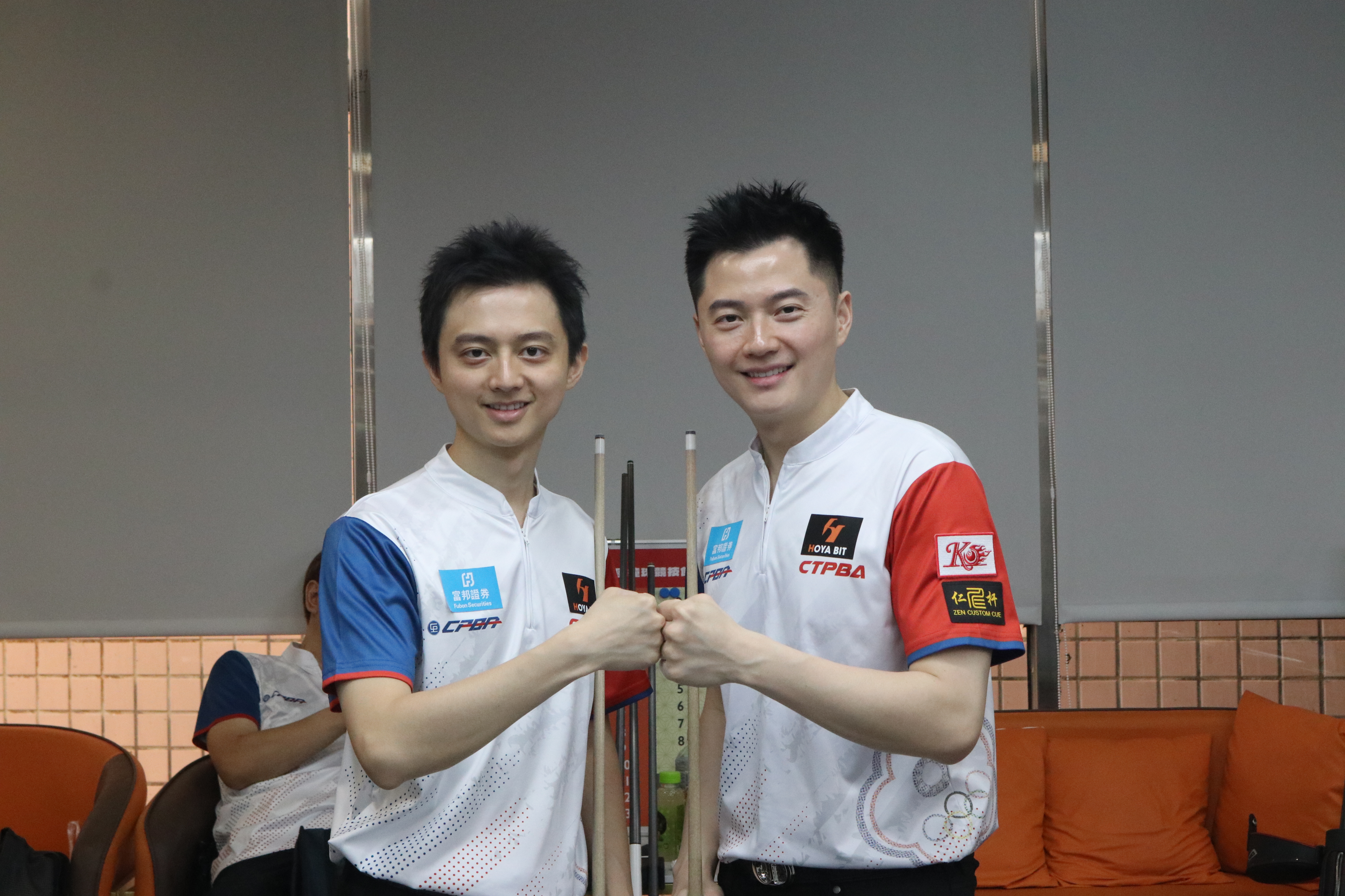 柯秉中（左）首站奪冠，哥哥柯秉逸尋求衛冕。圖片取自CTPBA