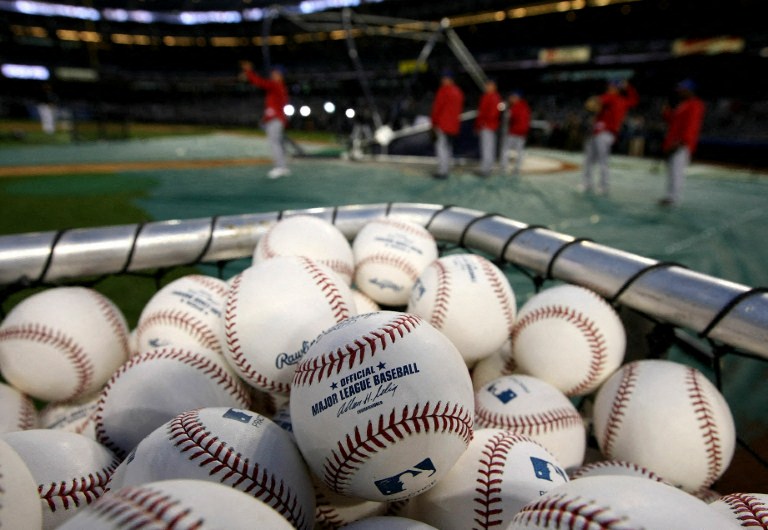 美國職棒大聯盟(MLB)官方證實,2025年賽季比賽用球的空氣阻力顯著增加。法新社