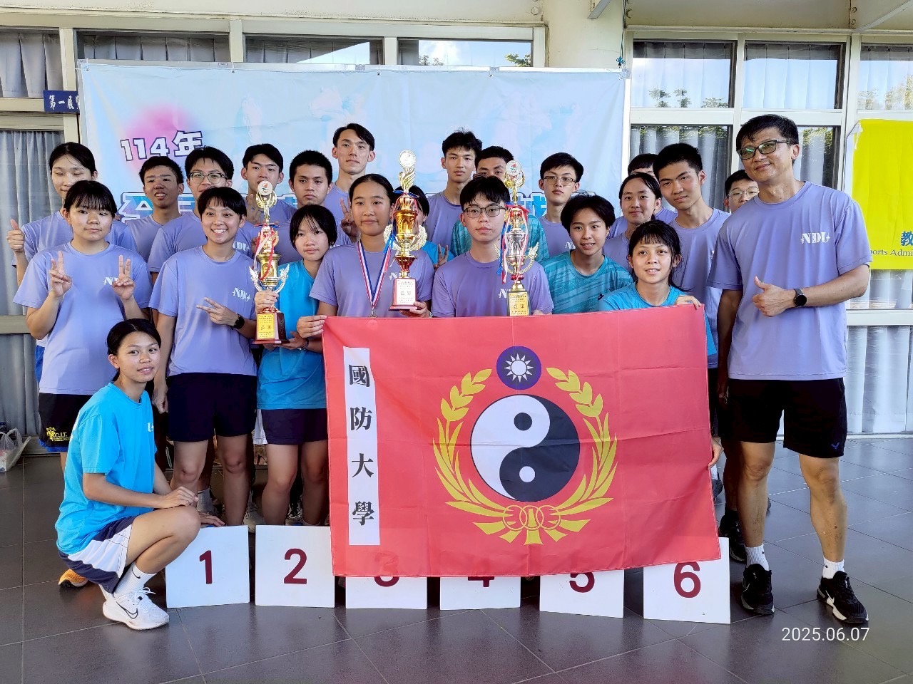 國防大學團體成績3銀1銅。定向越野協會提供