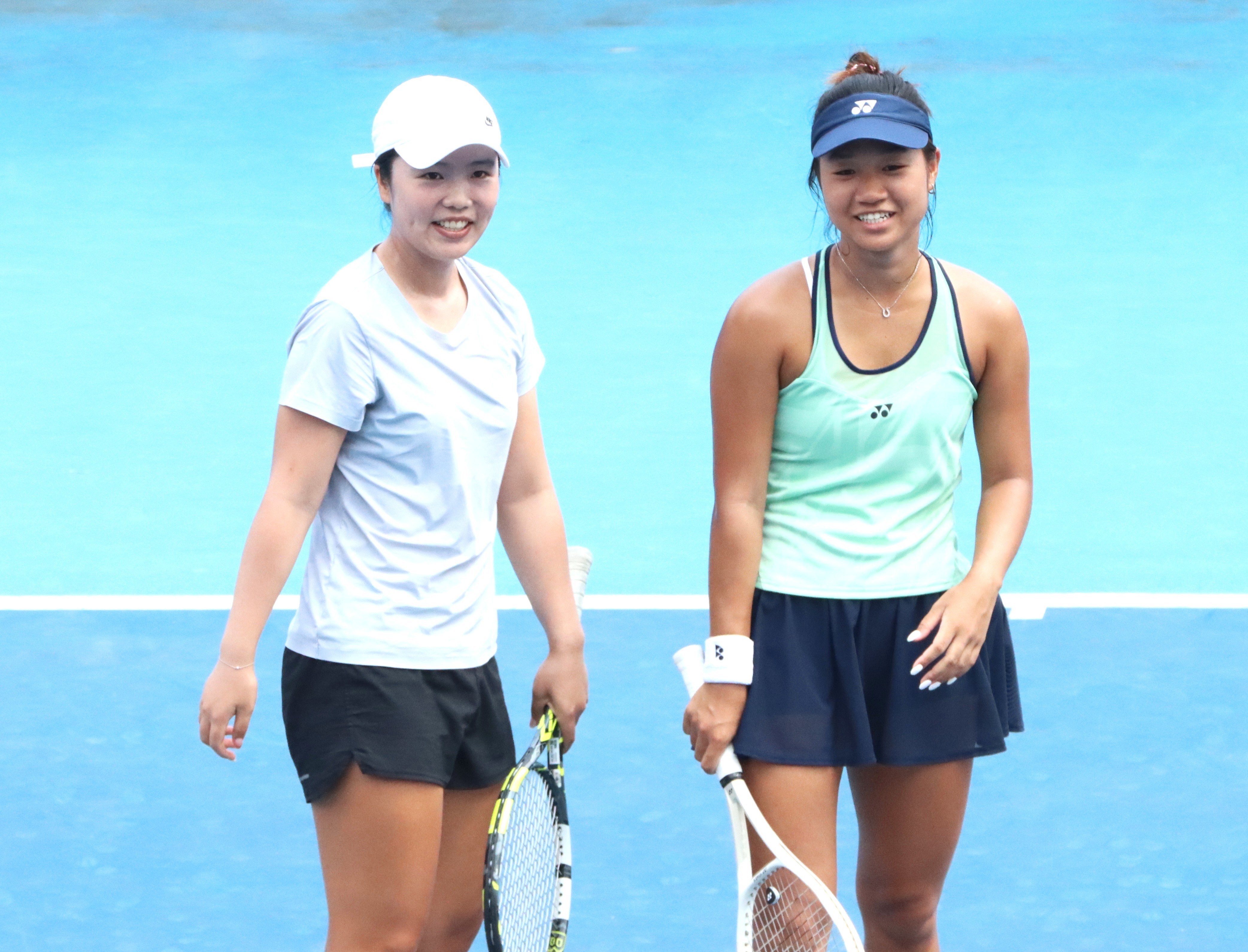 李亞芯(左)、林芳安在台灣內戰勝出,晉級雙打四強。四維體育推廣教育基金會提供