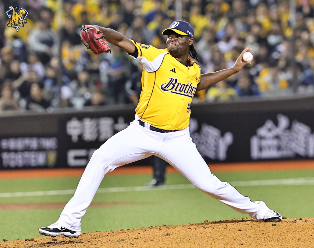 德保拉戰績5勝2敗,防禦率2.15。資料照片