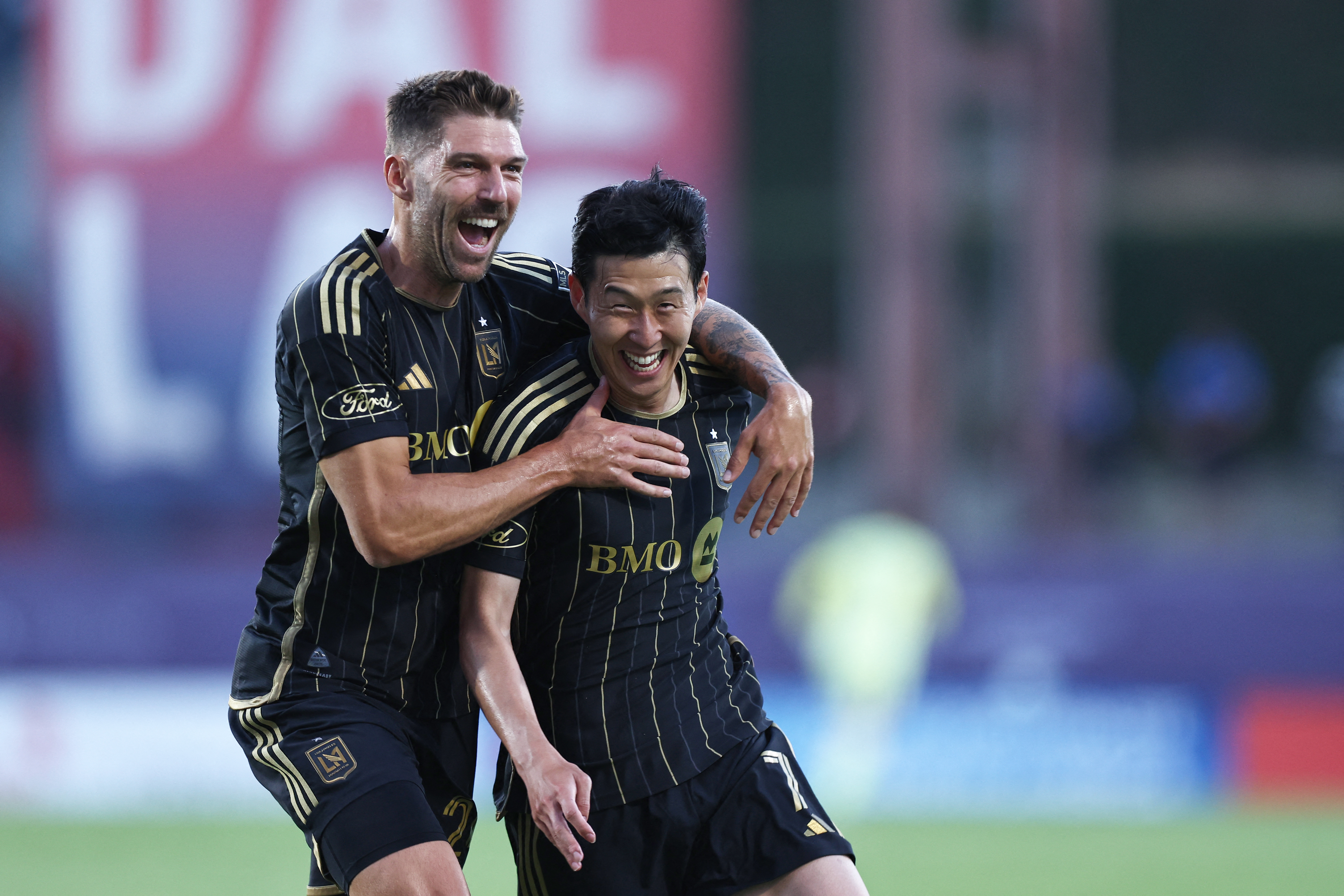 洛杉磯FC南韓球星孫興慜（Son Heung-min，右）射進加盟首個進球。法新社