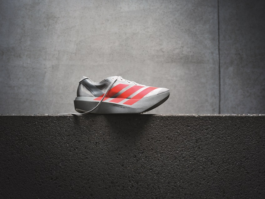 2.Adidas Adizero Adios Pro Evo 2 突破性能極限再創競速巔峰。官方提供