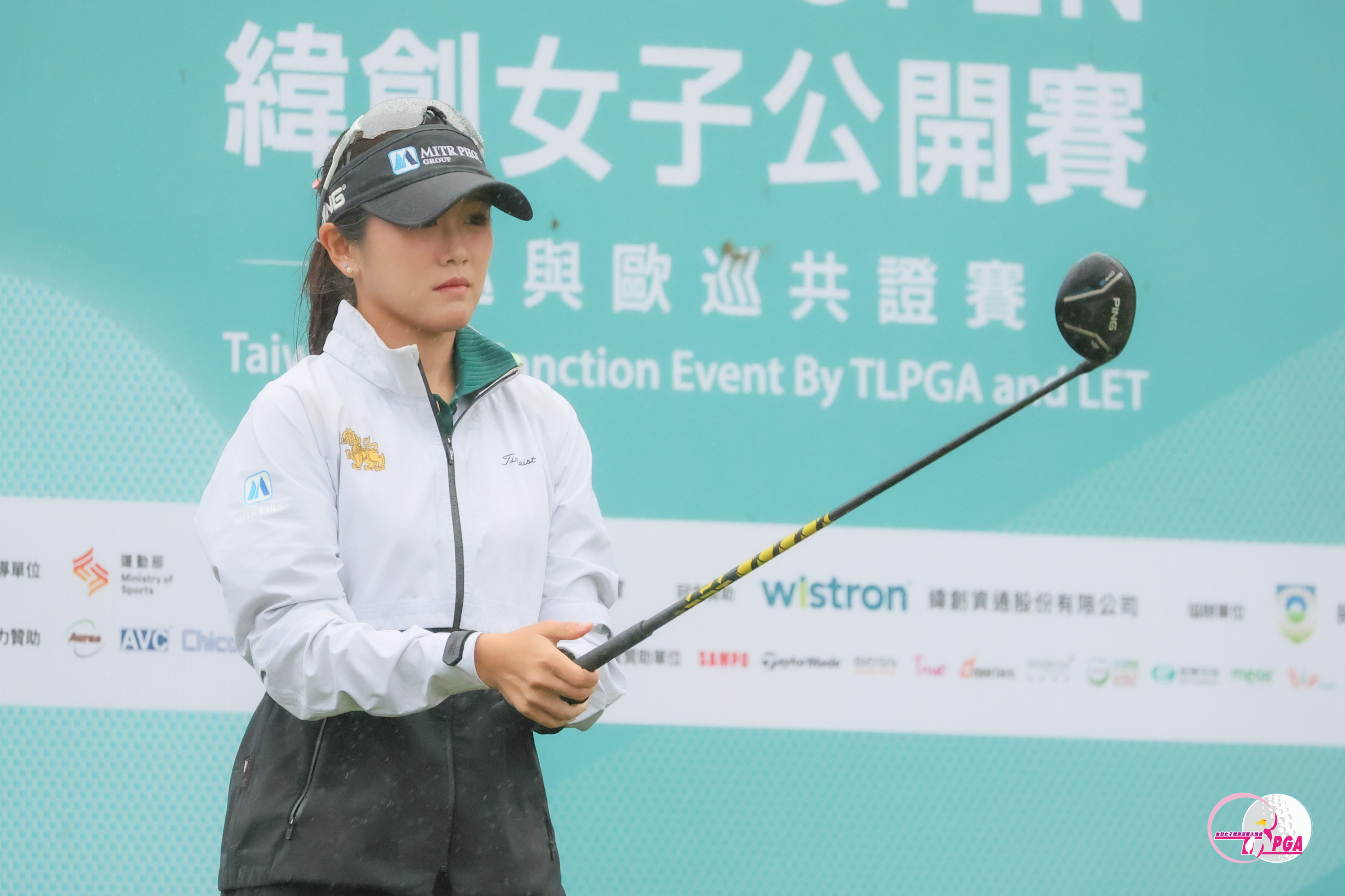 泰國選手康卡莫Kornkamol Sukaree第一回合目前打完12洞以負4桿的成績暫並列領先。Tlpga／葉勇宏攝