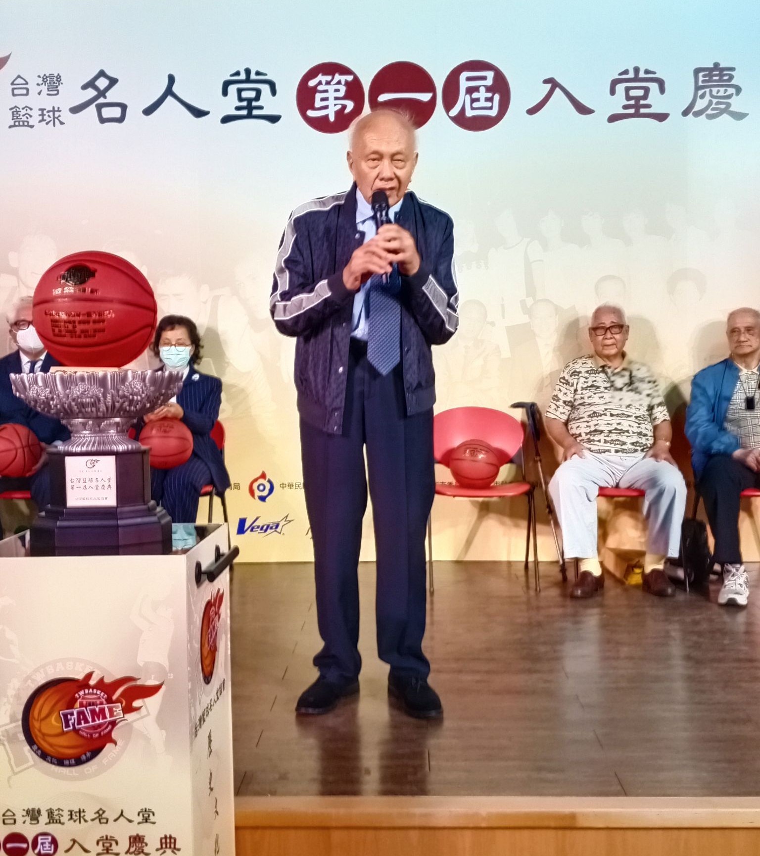 94歲高歲的世界杯男籃十大射手陳祖烈也將現身。籃球名人堂提供