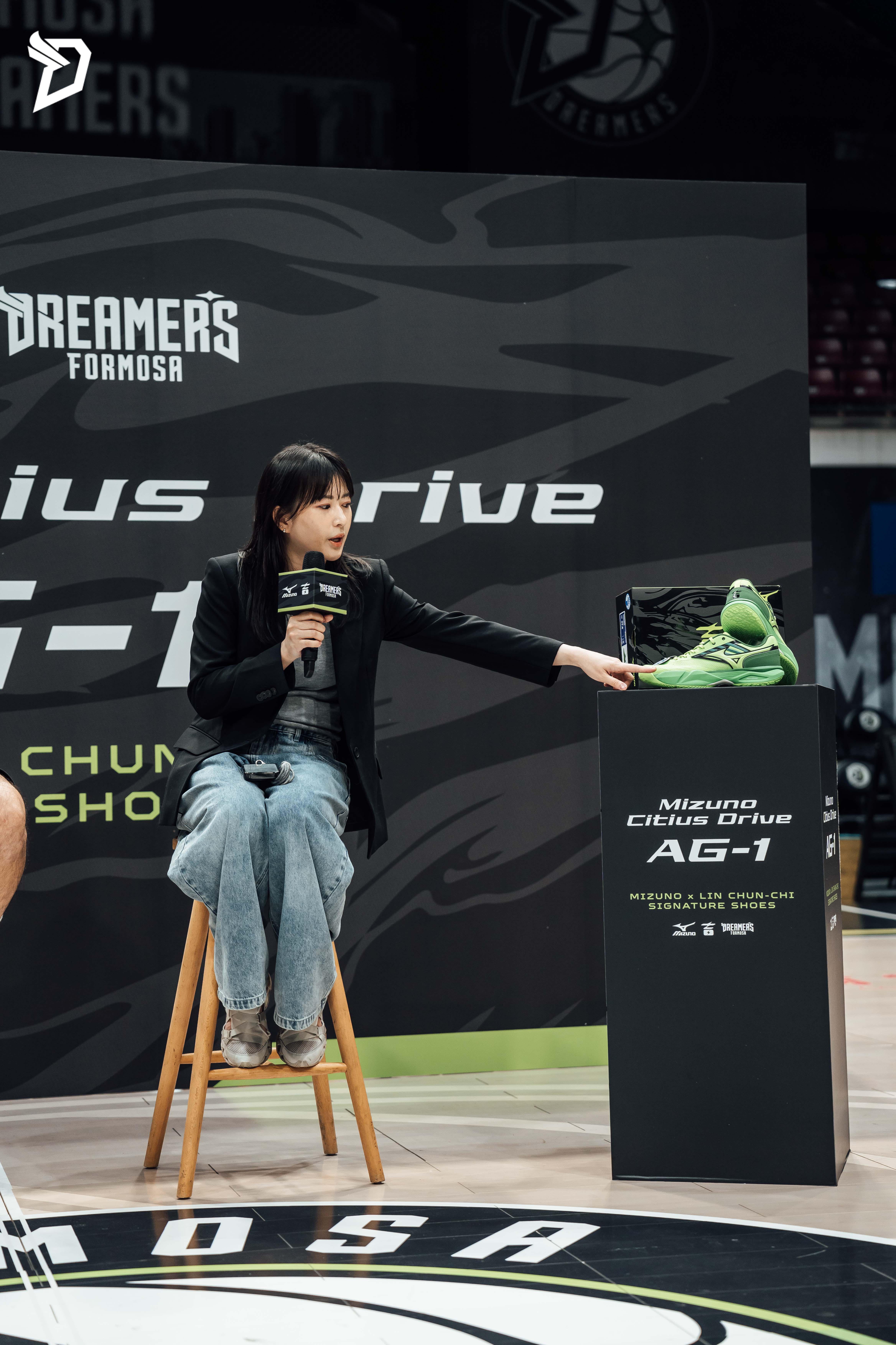 Mizuno Citius Drive Ag1球鞋設計師 Stacy表示,林俊吉的球風充滿速度與爆發力,但他也非常重視穩定性與實用性。官方提供